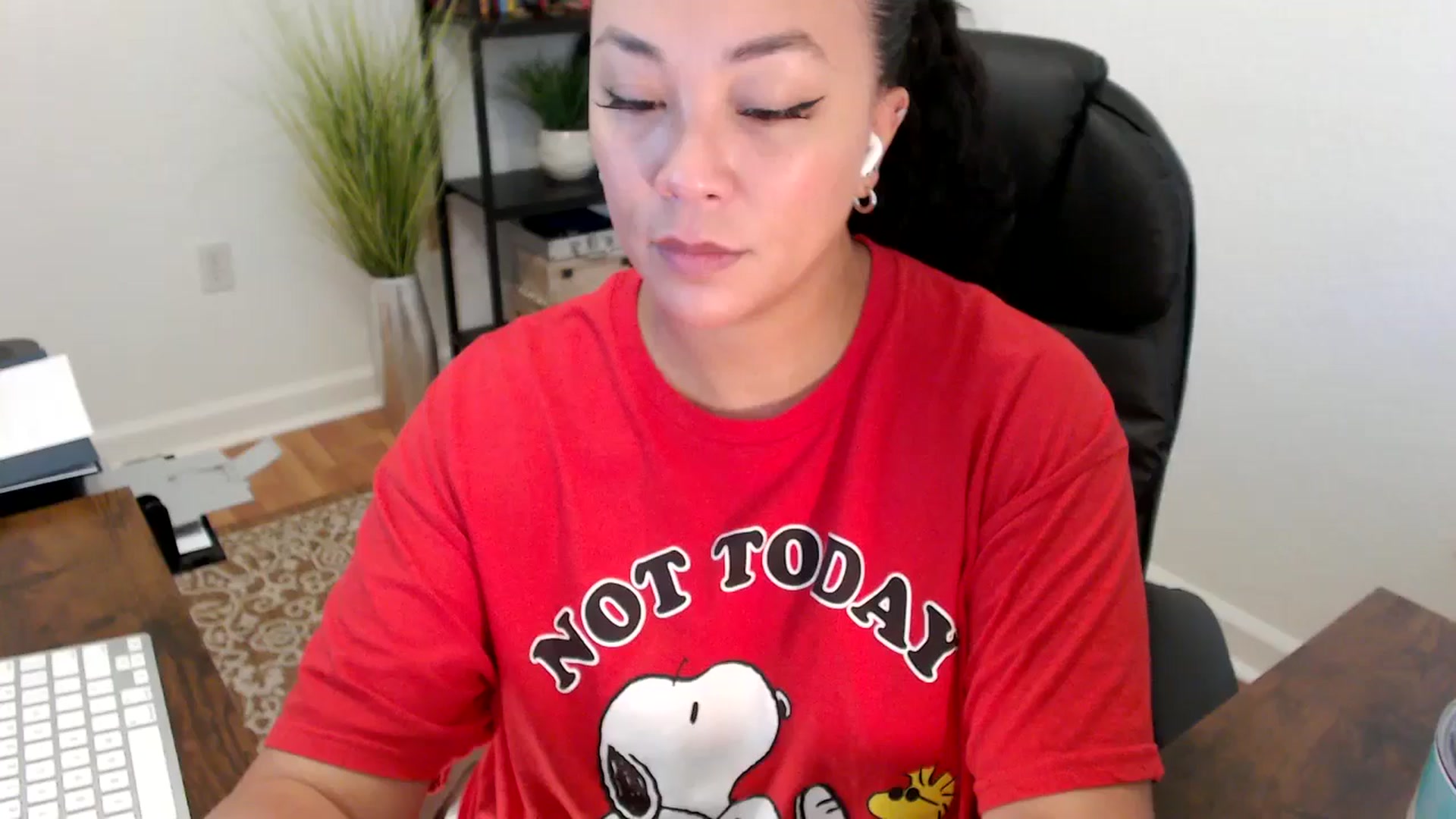 Gallery image thumbnail from MickaylaStar's myfreecams stream on, 06/06/2025, 15:38 image 16 of 20