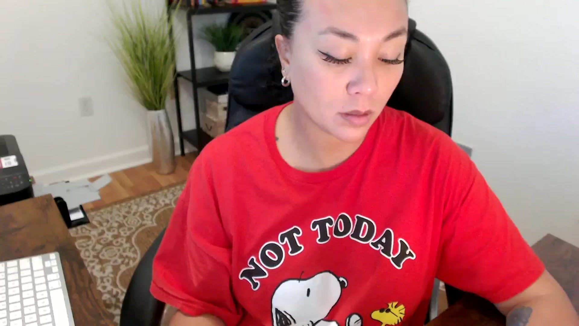 Gallery image thumbnail from MickaylaStar's myfreecams stream on, 06/06/2025, 16:07 image 7 of 20