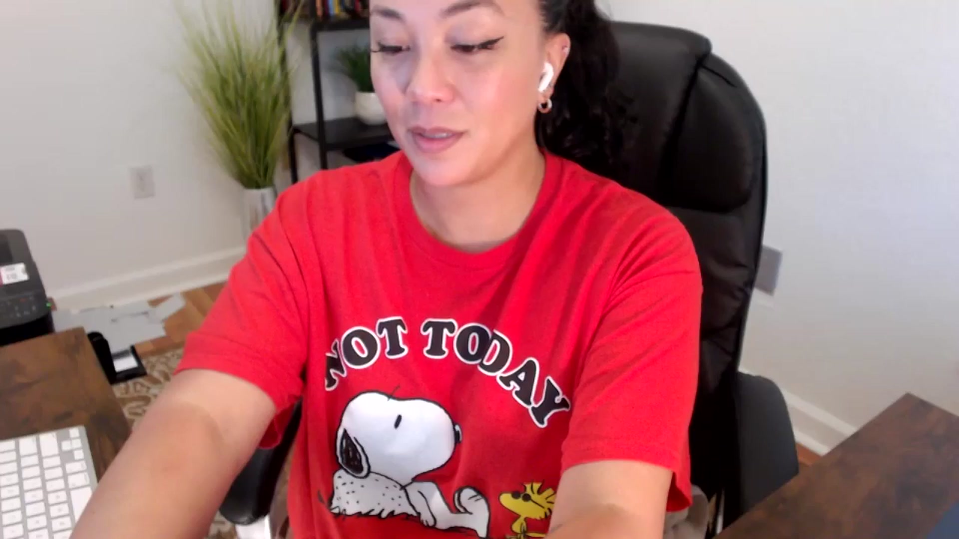 Gallery image thumbnail from MickaylaStar's myfreecams stream on, 06/06/2025, 17:55 image 17 of 20