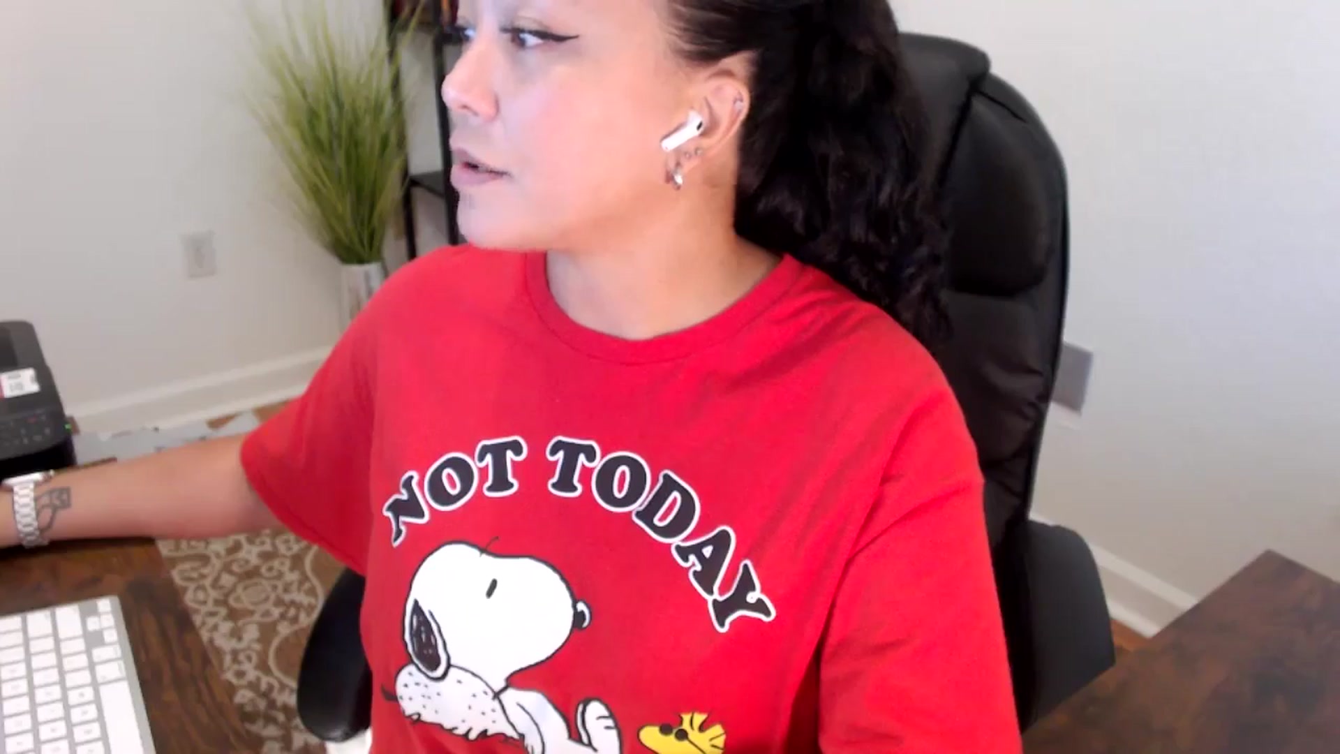 Gallery image thumbnail from MickaylaStar's myfreecams stream on, 06/06/2025, 17:55 image 6 of 20