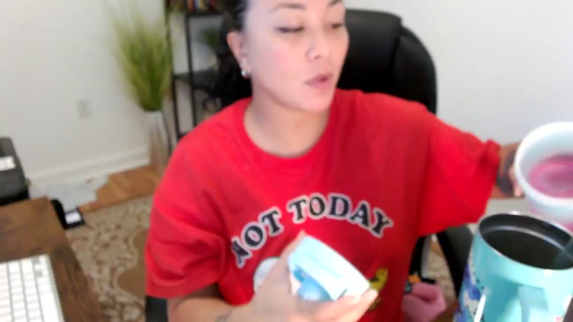 Gallery image thumbnail from MickaylaStar's myfreecams stream on, 06/06/2025, 18:20 image 8 of 20