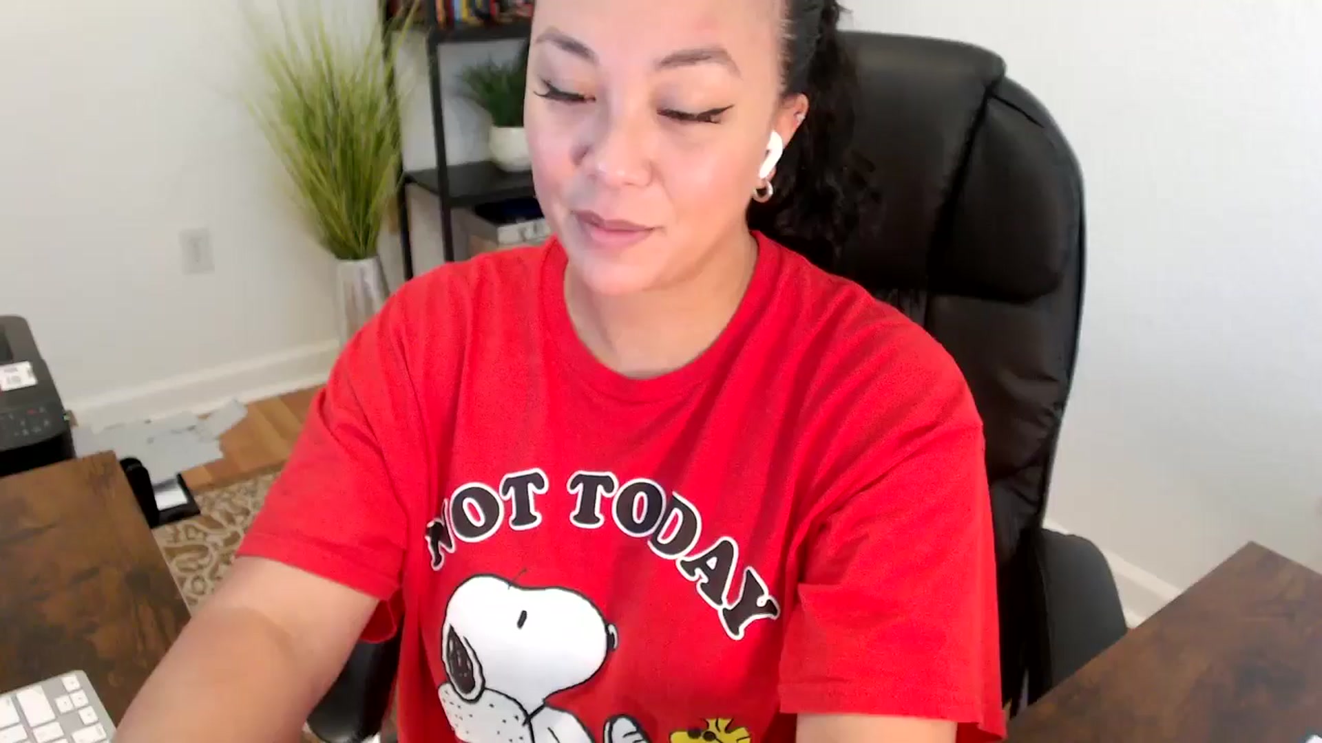 Gallery image thumbnail from MickaylaStar's myfreecams stream on, 06/06/2025, 19:59 image 20 of 20