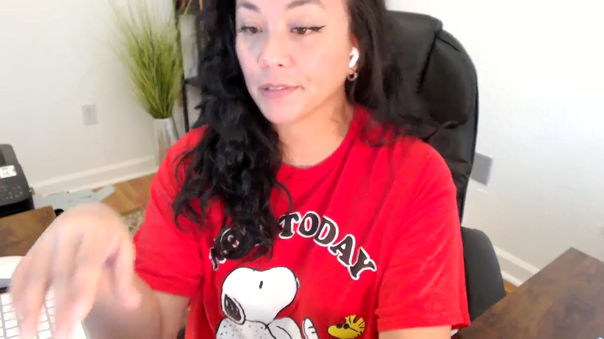 Gallery image thumbnail from MickaylaStar's myfreecams stream on, 06/06/2025, 20:39 image 20 of 20
