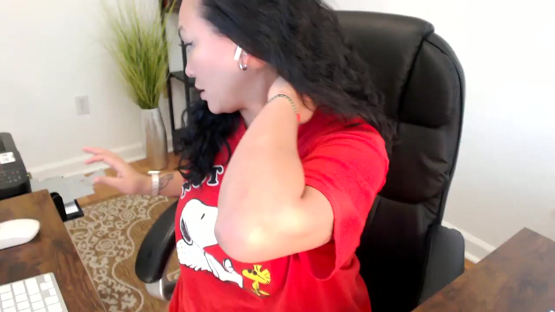 Gallery image thumbnail from MickaylaStar's myfreecams stream on, 06/06/2025, 20:39 image 3 of 20