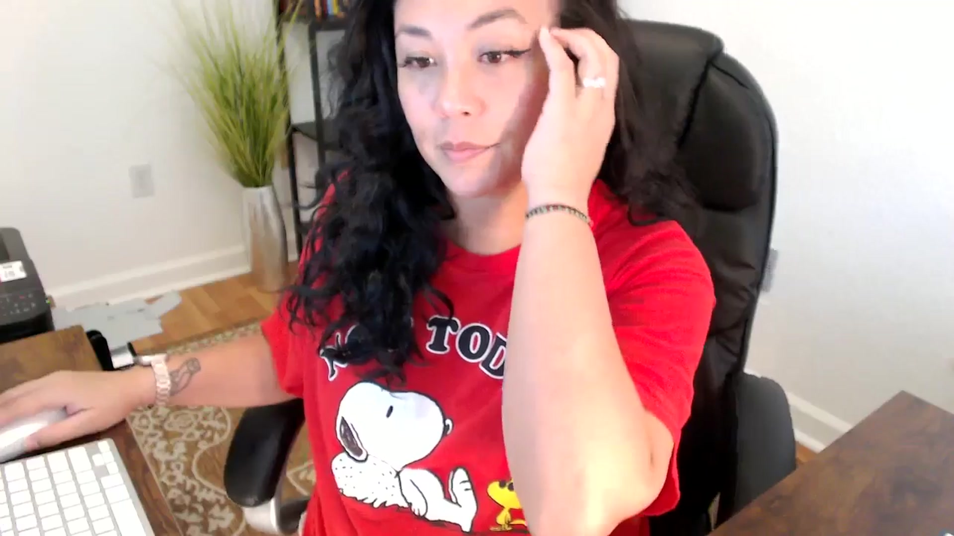 Gallery image thumbnail from MickaylaStar's myfreecams stream on, 06/06/2025, 20:39 image 8 of 20