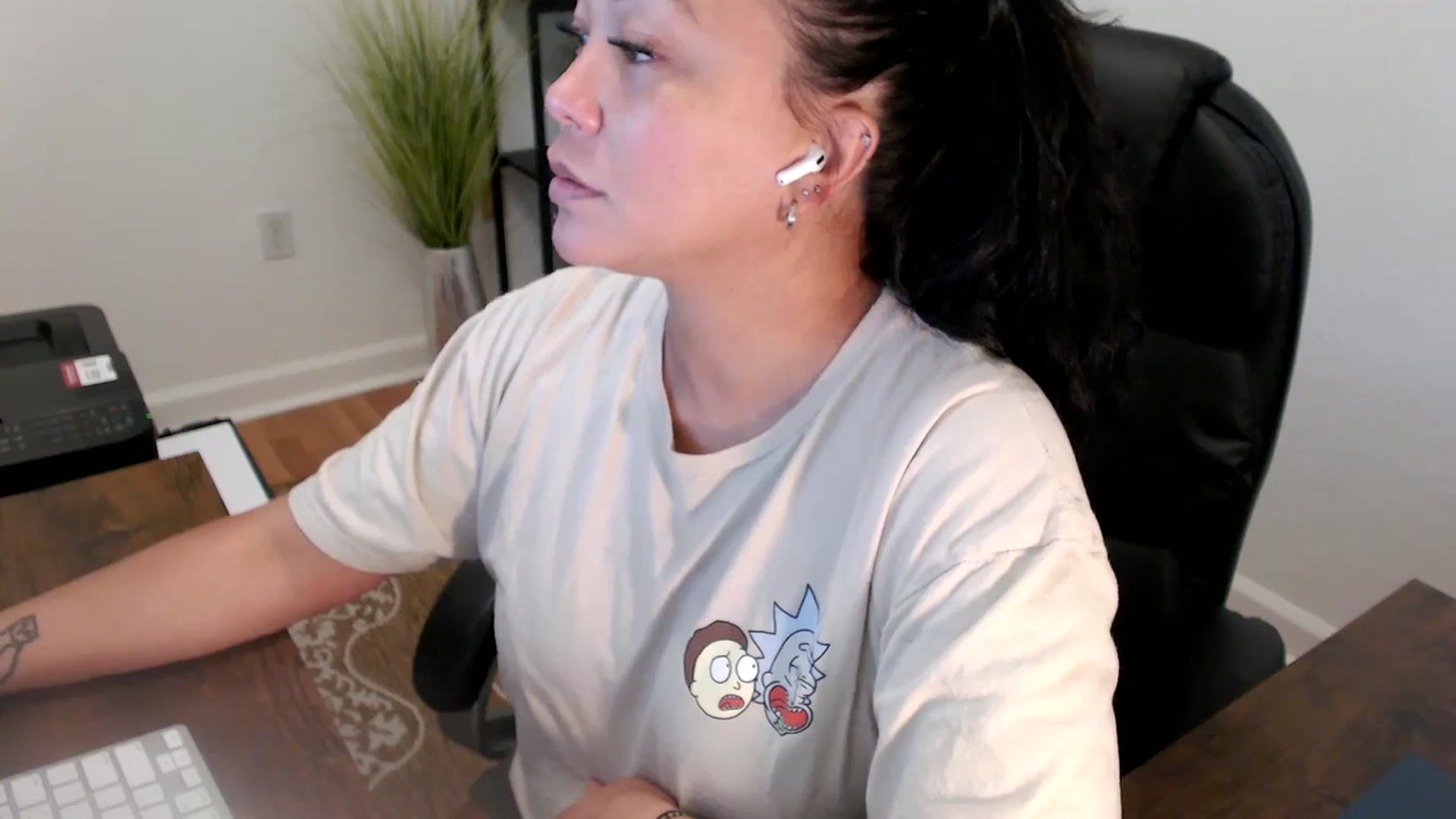 Gallery image thumbnail from MickaylaStar's myfreecams stream on, 06/09/2025, 16:46 image 20 of 20