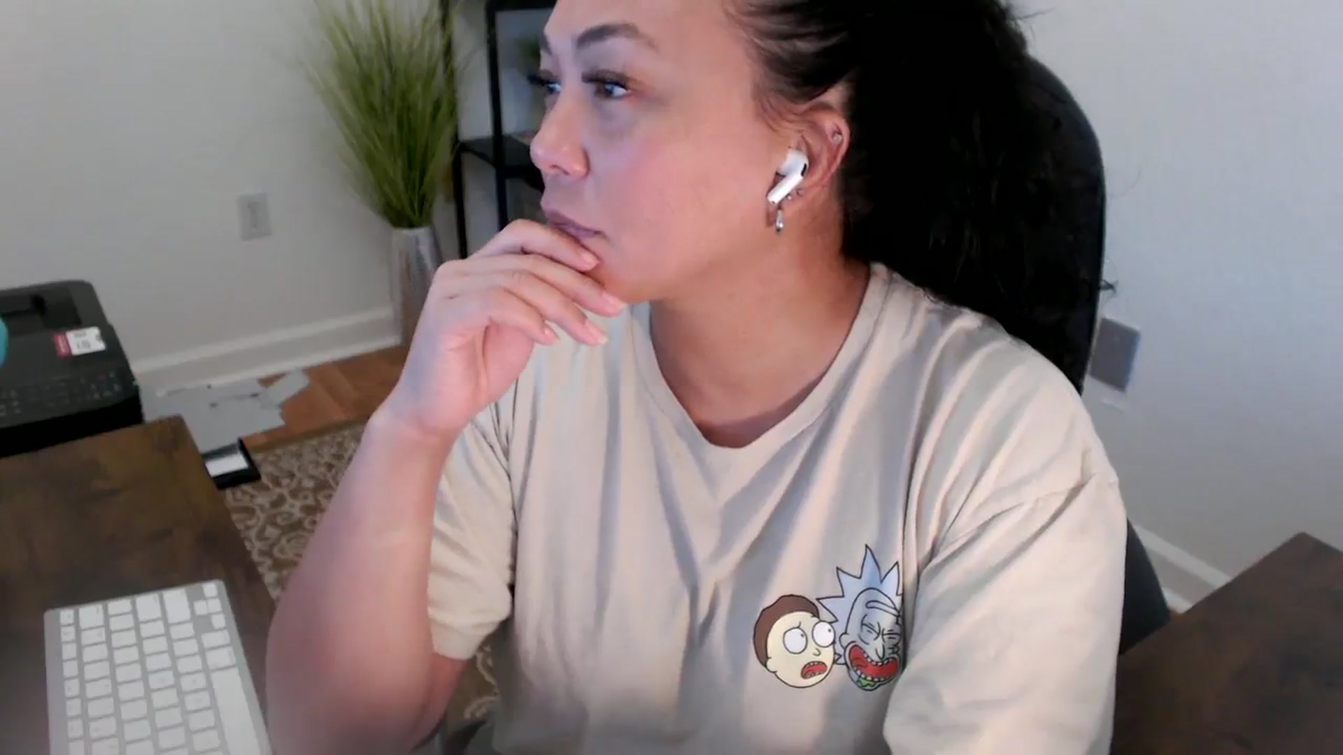 Gallery image thumbnail from MickaylaStar's myfreecams stream on, 06/09/2025, 20:24 image 11 of 20