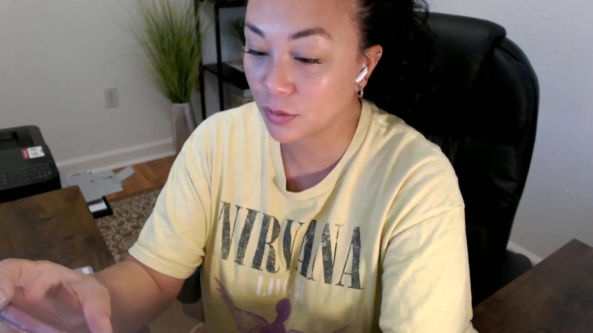 Gallery image thumbnail from MickaylaStar's myfreecams stream on, 06/10/2025, 15:40 image 20 of 20