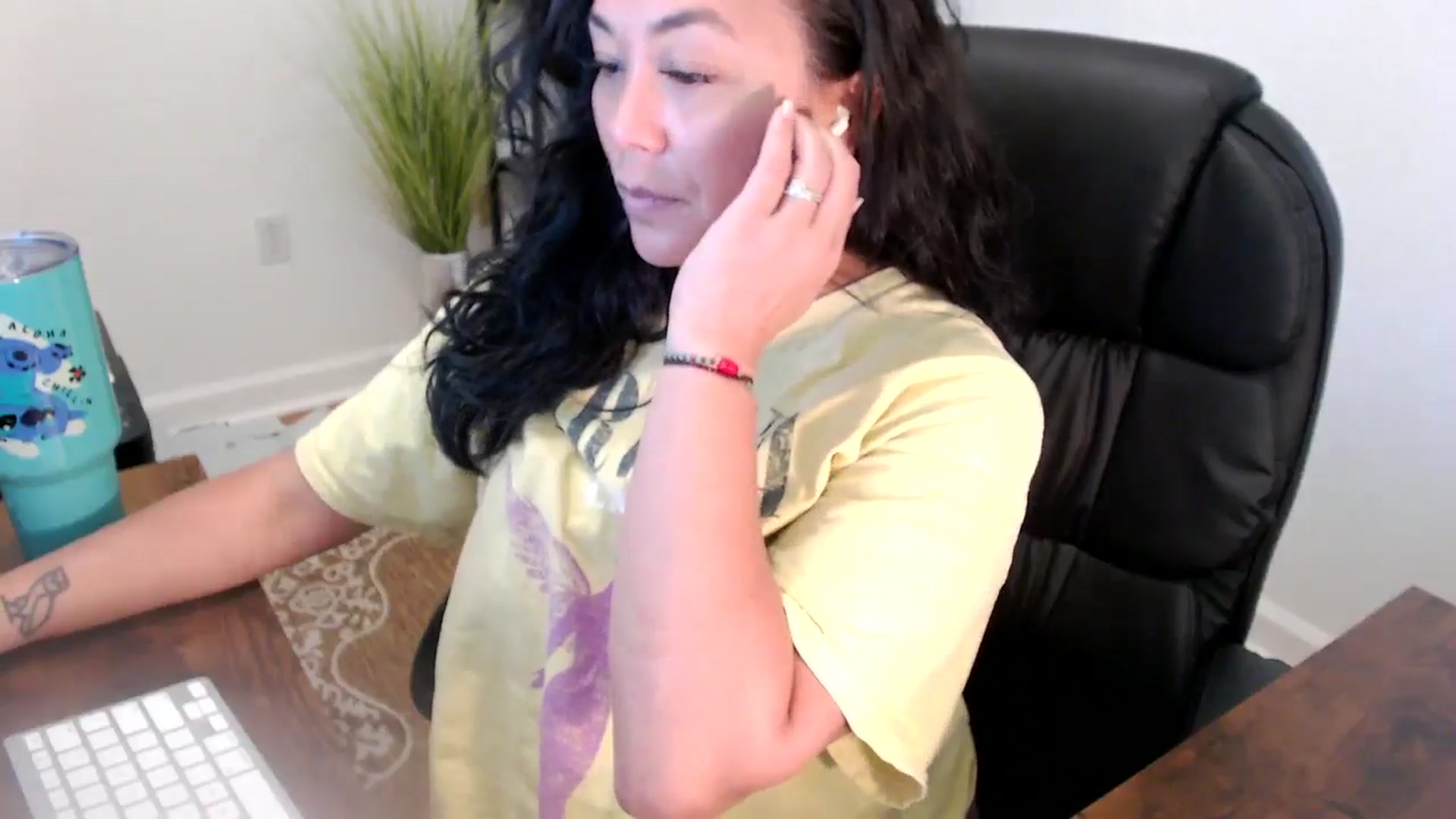 Gallery image thumbnail from MickaylaStar's myfreecams stream on, 06/10/2025, 17:48 image 2 of 20