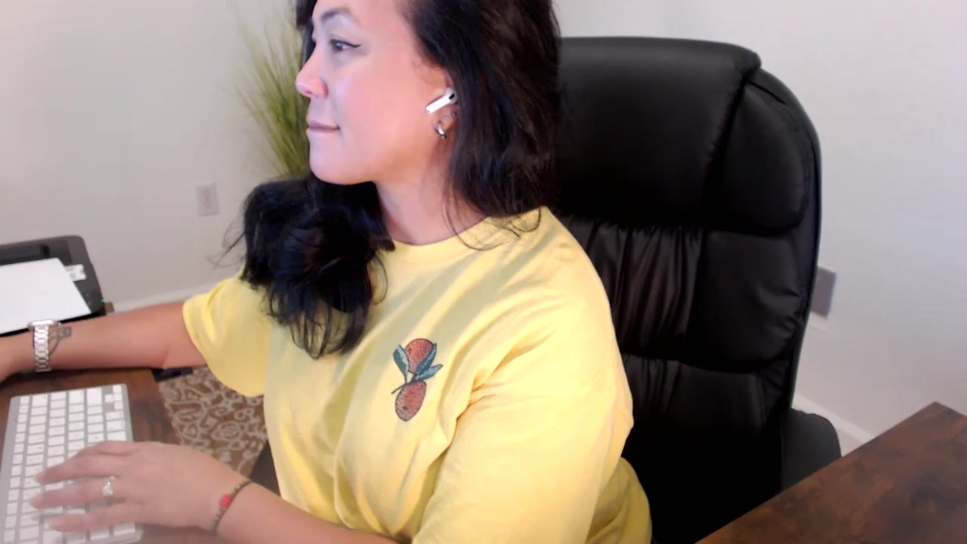 Gallery image thumbnail from MickaylaStar's myfreecams stream on, 06/11/2025, 16:28 image 9 of 20