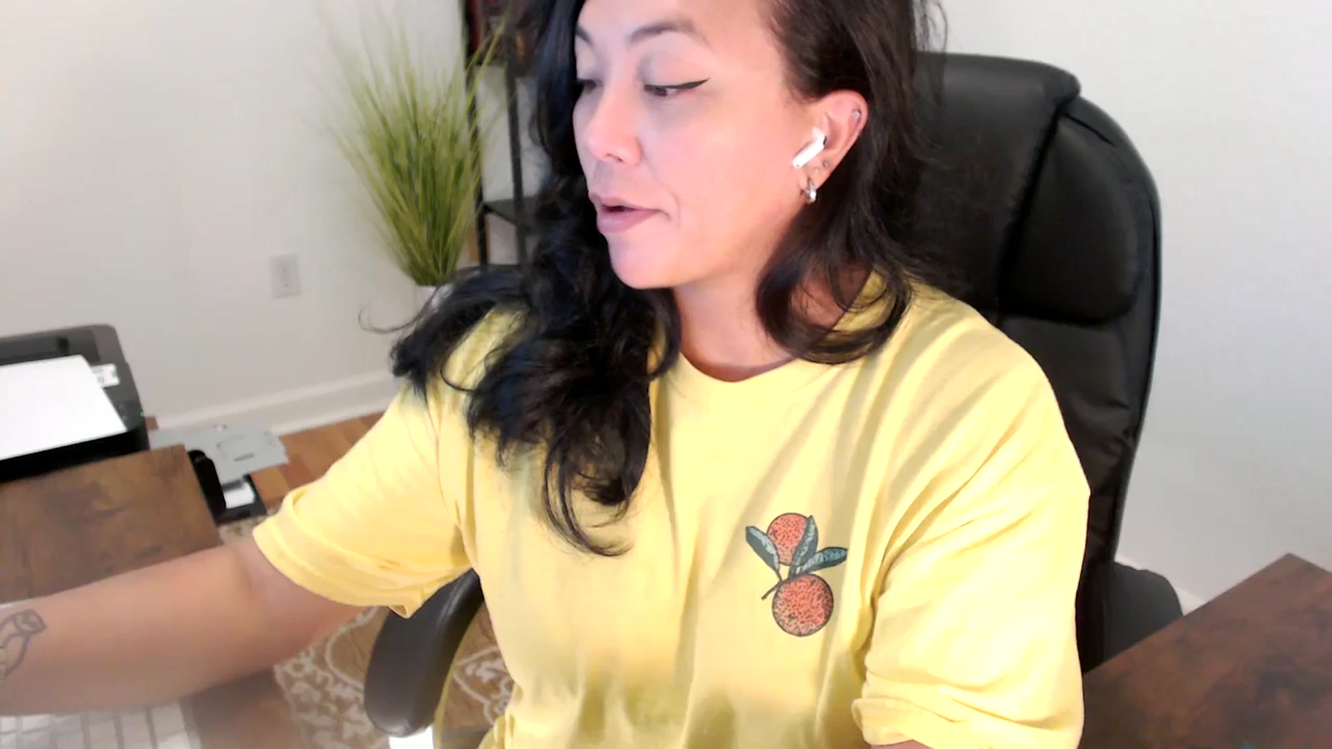 Gallery image thumbnail from MickaylaStar's myfreecams stream on, 06/11/2025, 16:53 image 7 of 20