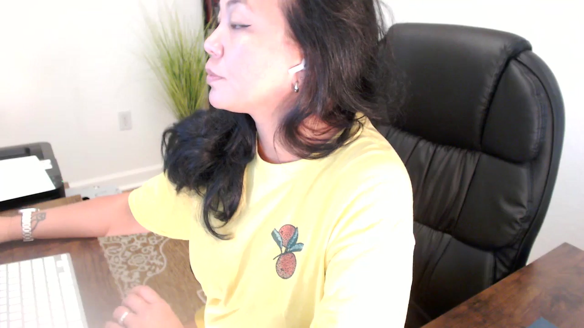 Gallery image thumbnail from MickaylaStar's myfreecams stream on, 06/11/2025, 16:53 image 4 of 20