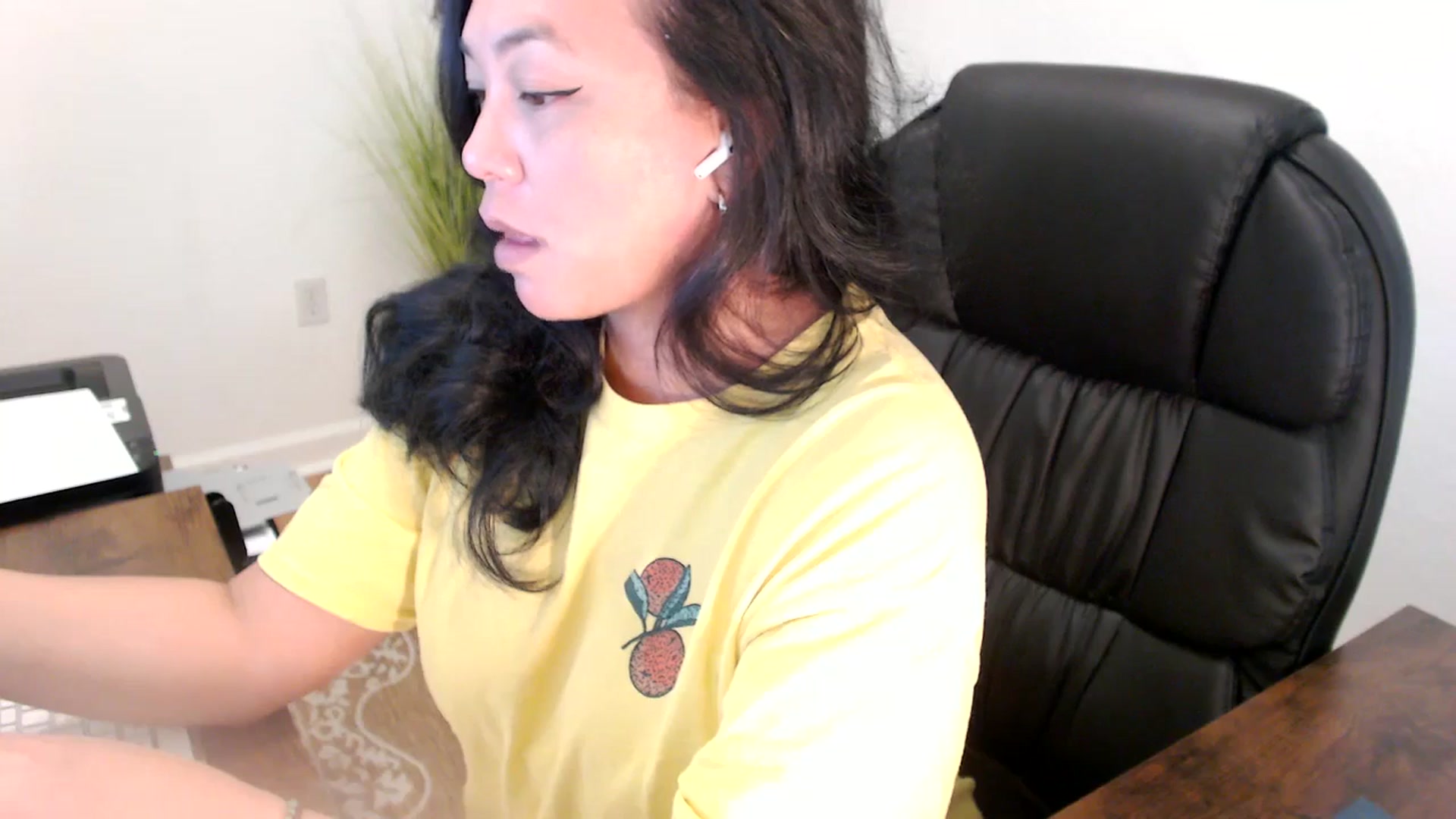 Gallery image thumbnail from MickaylaStar's myfreecams stream on, 06/11/2025, 16:53 image 5 of 20