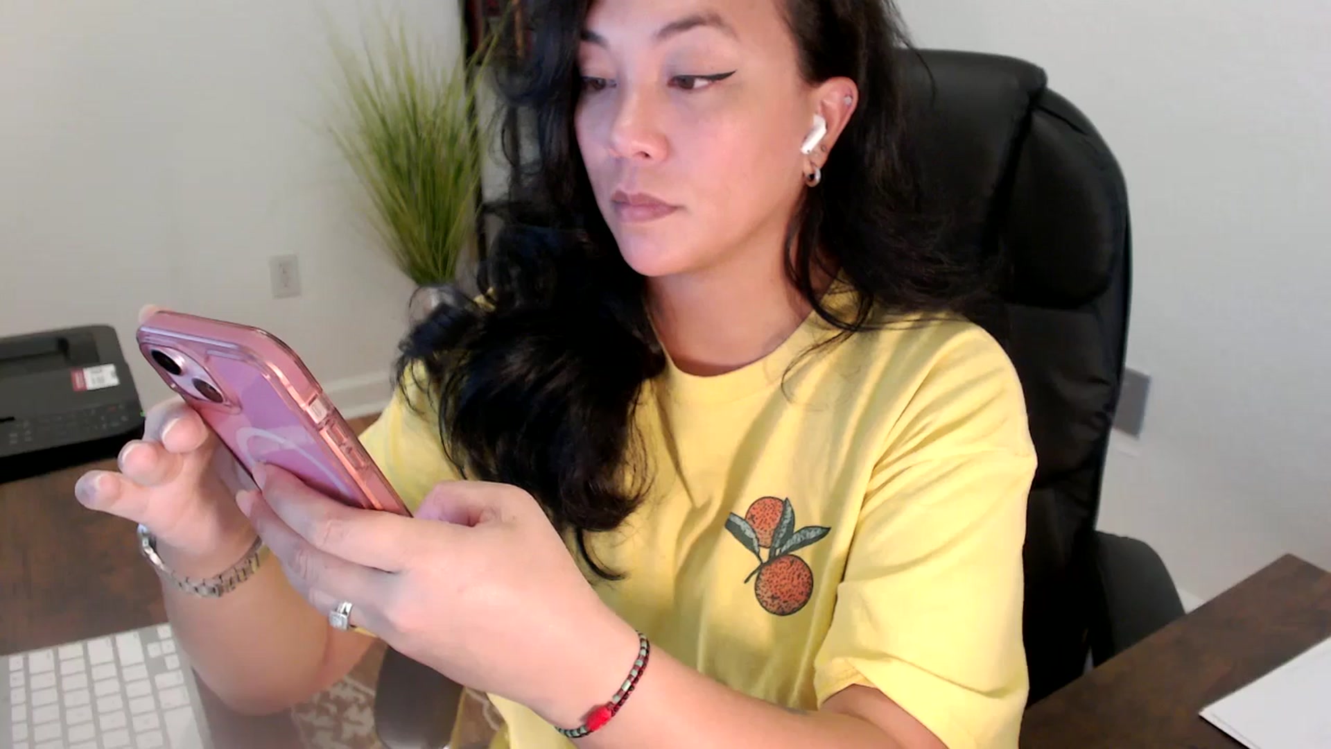 Gallery image thumbnail from MickaylaStar's myfreecams stream on, 06/11/2025, 17:19 image 5 of 20
