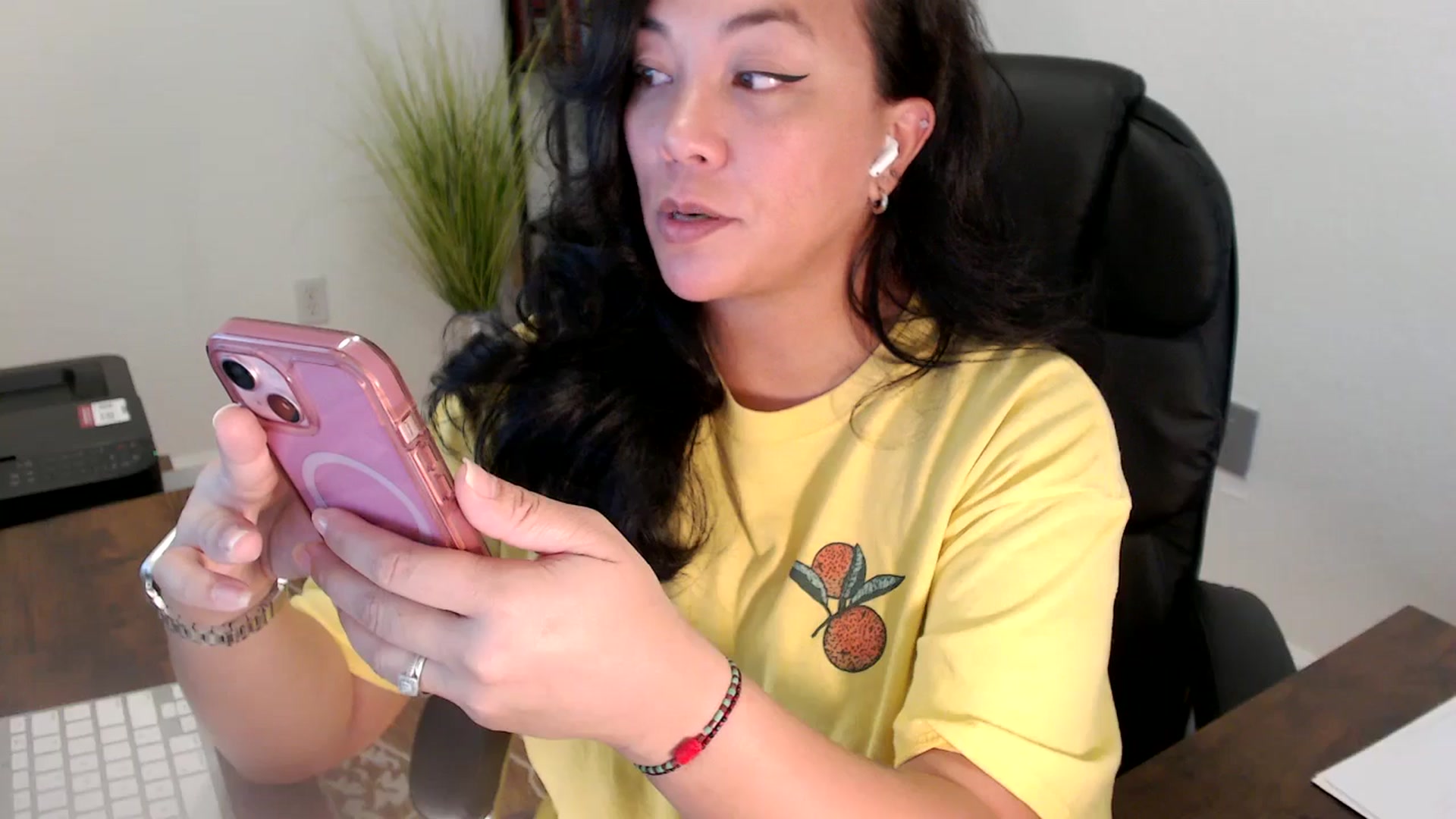 Gallery image thumbnail from MickaylaStar's myfreecams stream on, 06/11/2025, 17:19 image 7 of 20