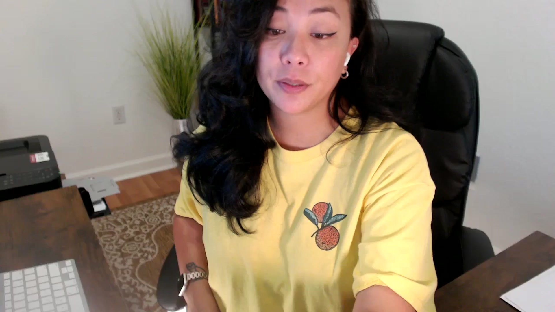 Gallery image thumbnail from MickaylaStar's myfreecams stream on, 06/11/2025, 17:19 image 10 of 20
