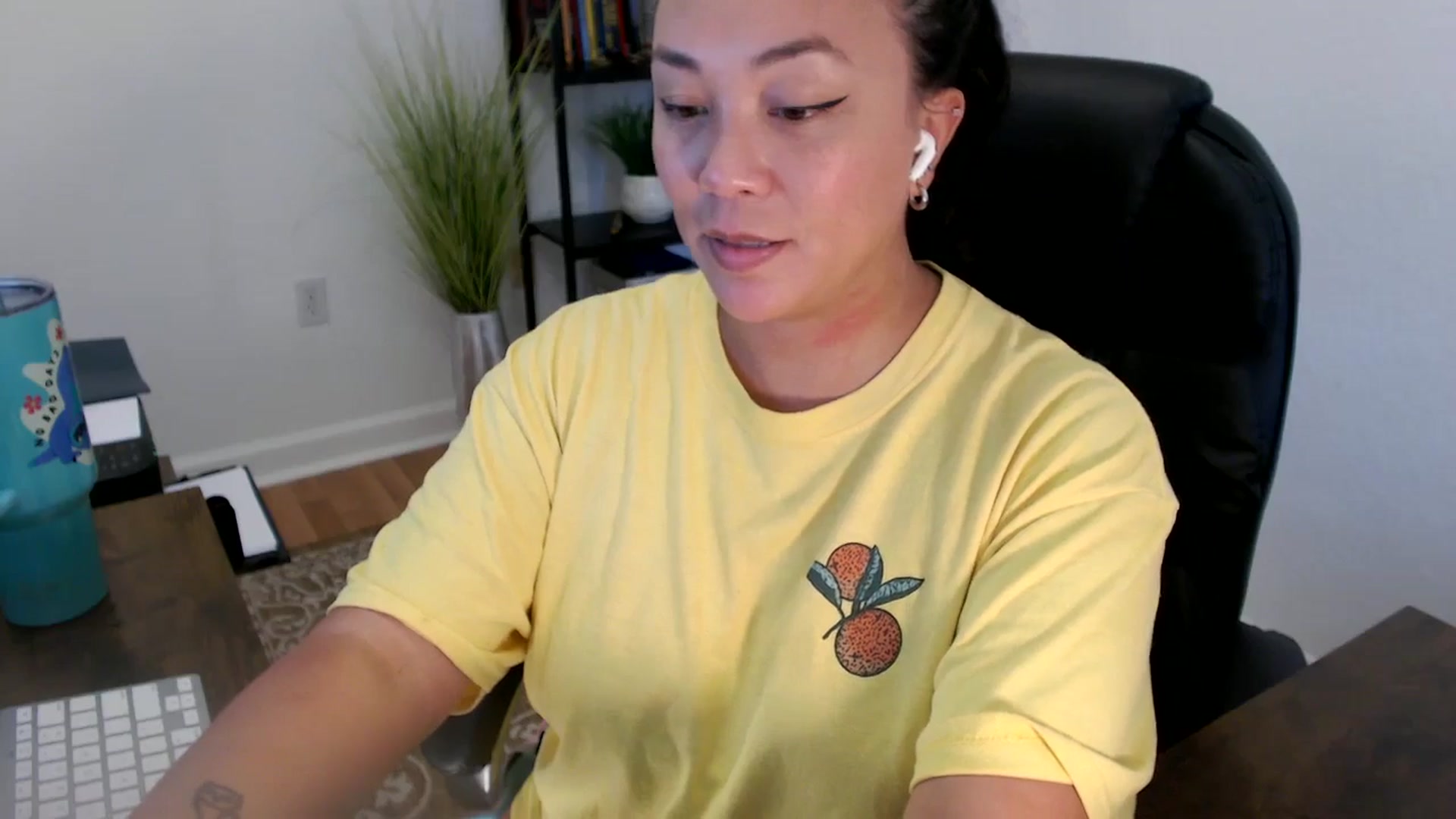 Gallery image thumbnail from MickaylaStar's myfreecams stream on, 06/11/2025, 21:05 image 20 of 20