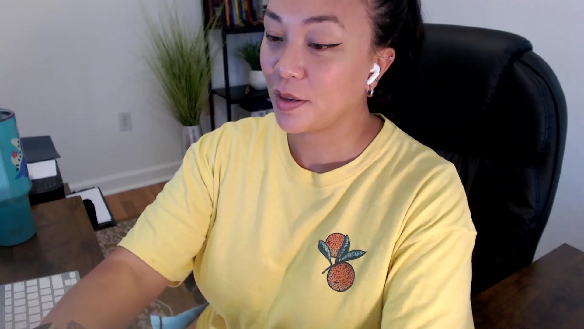 Gallery image thumbnail from MickaylaStar's myfreecams stream on, 06/11/2025, 21:05 image 6 of 20