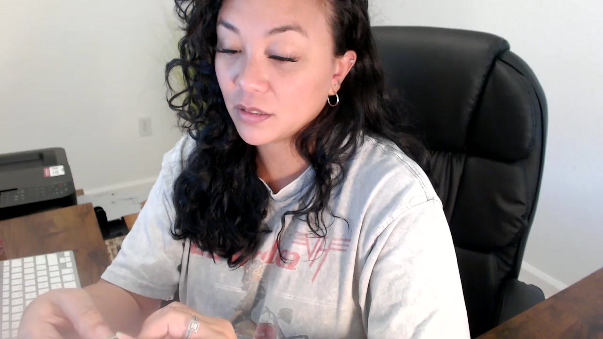 Gallery image thumbnail from MickaylaStar's myfreecams stream on, 06/19/2025, 19:35 image 3 of 20