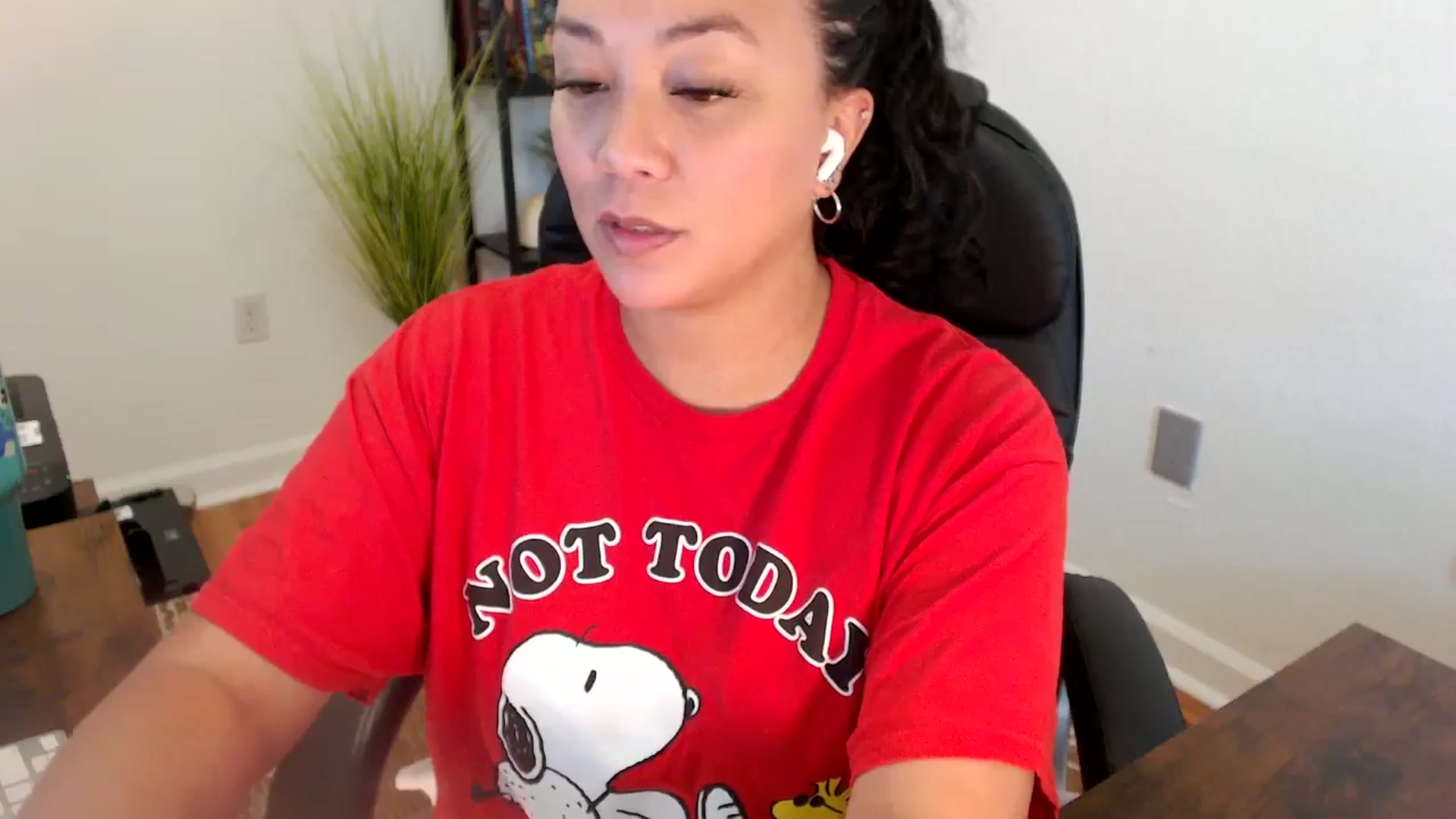 Gallery image thumbnail from MickaylaStar's myfreecams stream on, 06/20/2025, 20:11 image 10 of 20
