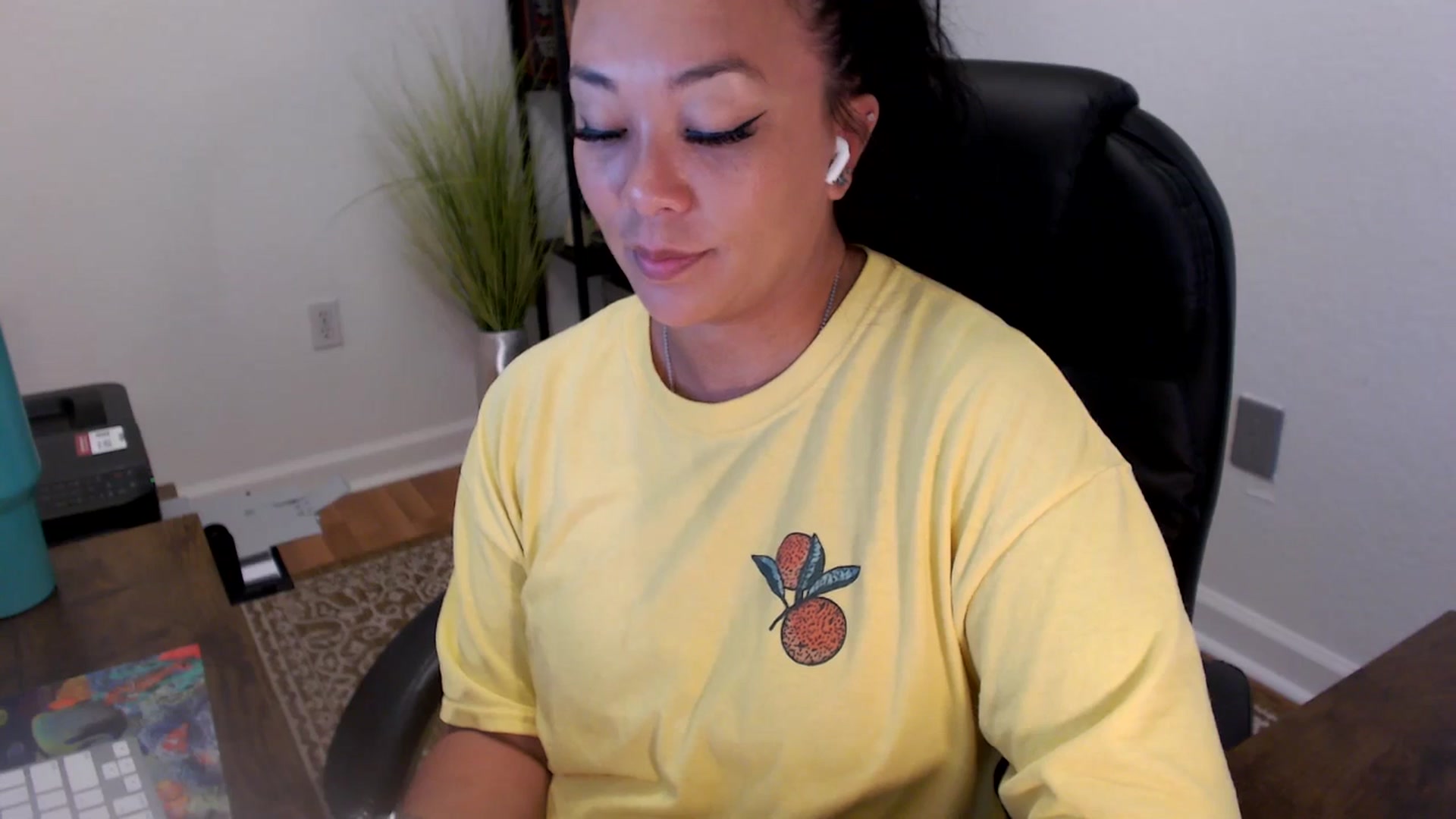 Gallery image thumbnail from MickaylaStar's myfreecams stream on, 06/24/2025, 15:26 image 4 of 20