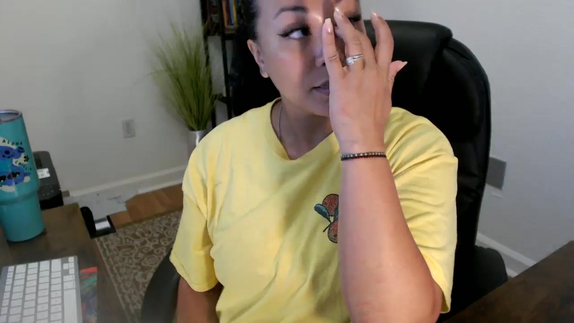 Gallery image thumbnail from MickaylaStar's myfreecams stream on, 06/24/2025, 16:59 image 13 of 20
