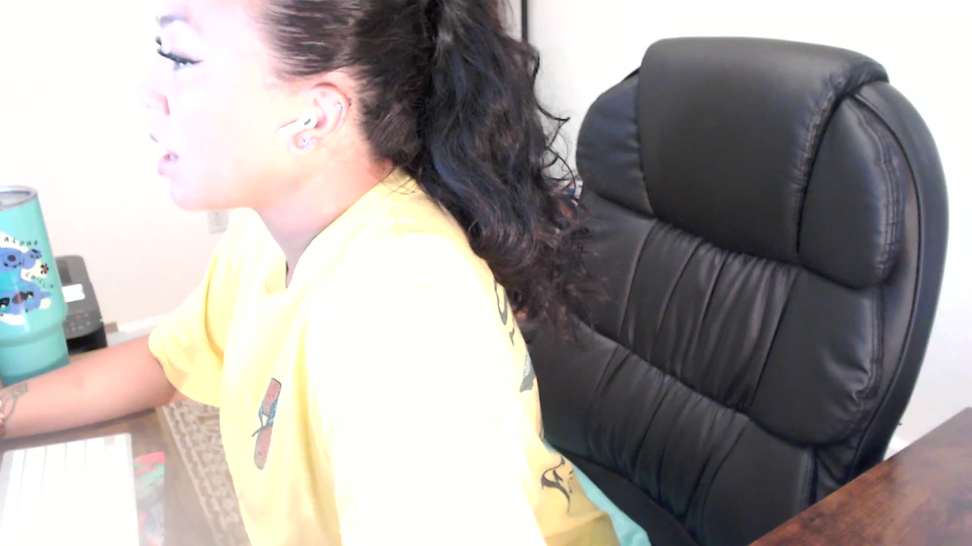 Gallery image thumbnail from MickaylaStar's myfreecams stream on, 06/24/2025, 16:59 image 9 of 20