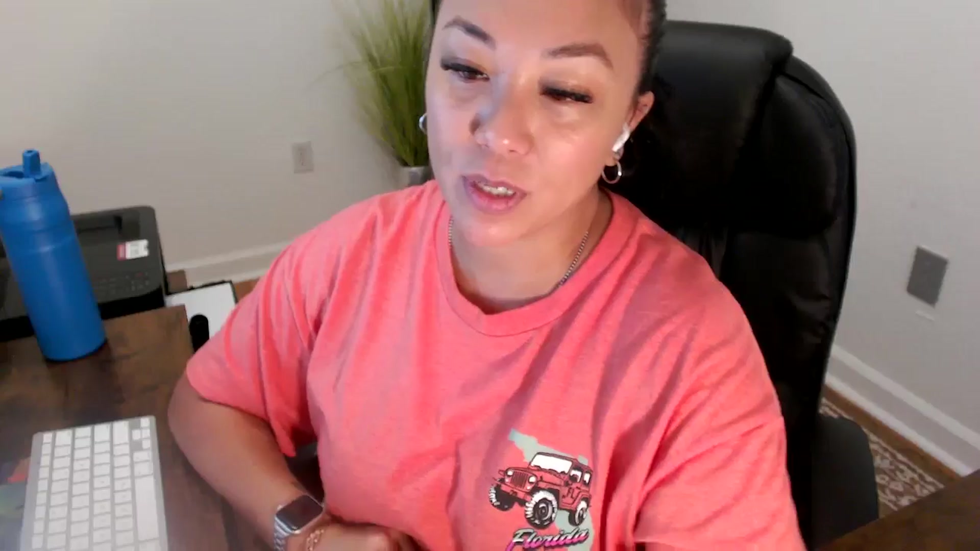 Gallery image thumbnail from MickaylaStar's myfreecams stream on, 06/30/2025, 16:16 image 8 of 20