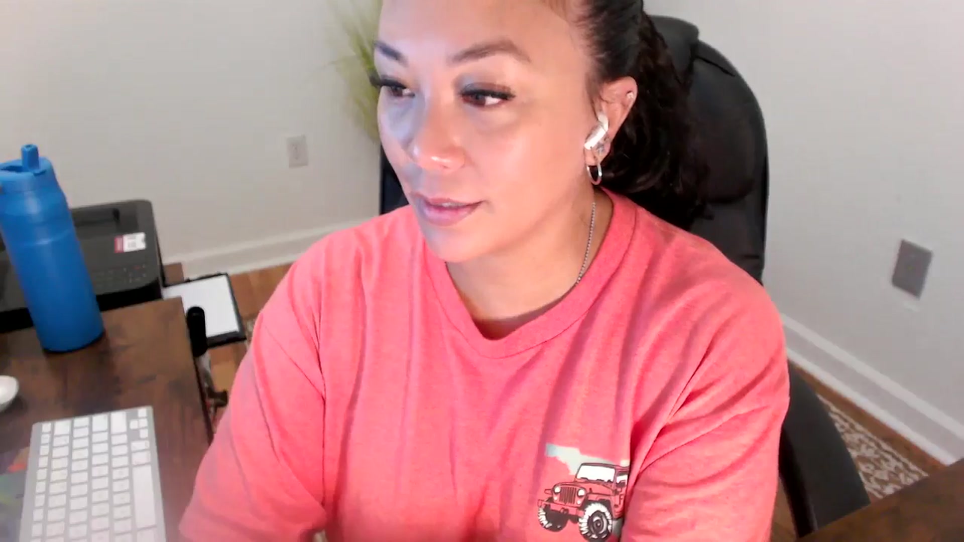 Gallery image thumbnail from MickaylaStar's myfreecams stream on, 06/30/2025, 16:16 image 17 of 20