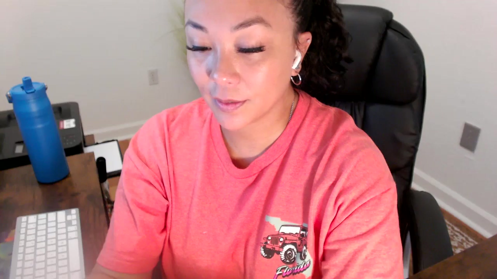 Gallery image thumbnail from MickaylaStar's myfreecams stream on, 06/30/2025, 16:47 image 18 of 20
