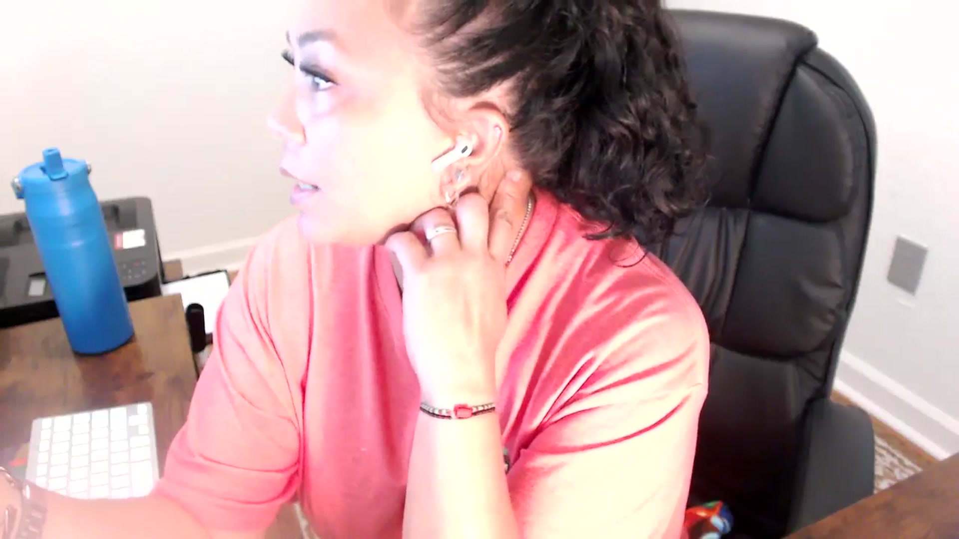 Gallery image thumbnail from MickaylaStar's myfreecams stream on, 06/30/2025, 16:47 image 11 of 20