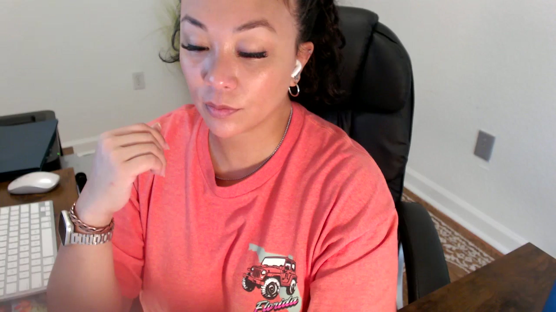 Gallery image thumbnail from MickaylaStar's myfreecams stream on, 06/30/2025, 19:51 image 13 of 20