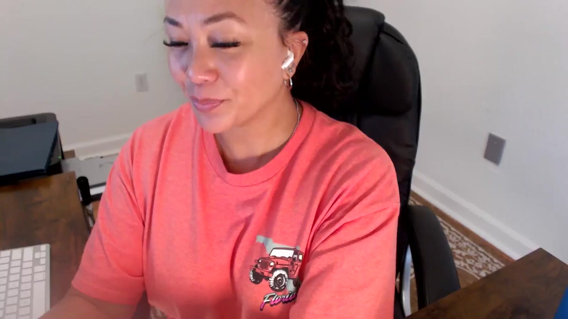 Gallery image thumbnail from MickaylaStar's myfreecams stream on, 06/30/2025, 19:51 image 15 of 20