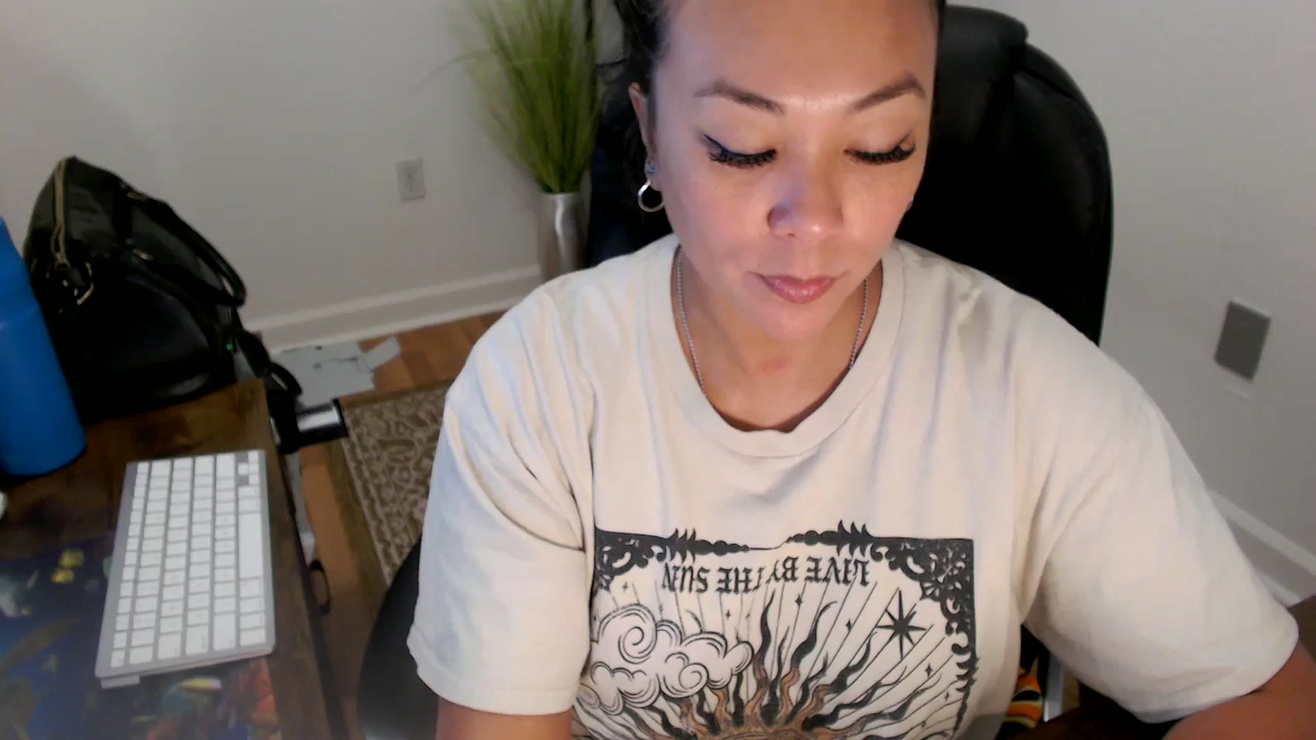 Gallery image thumbnail from MickaylaStar's myfreecams stream on, 07/01/2025, 16:25 image 11 of 20