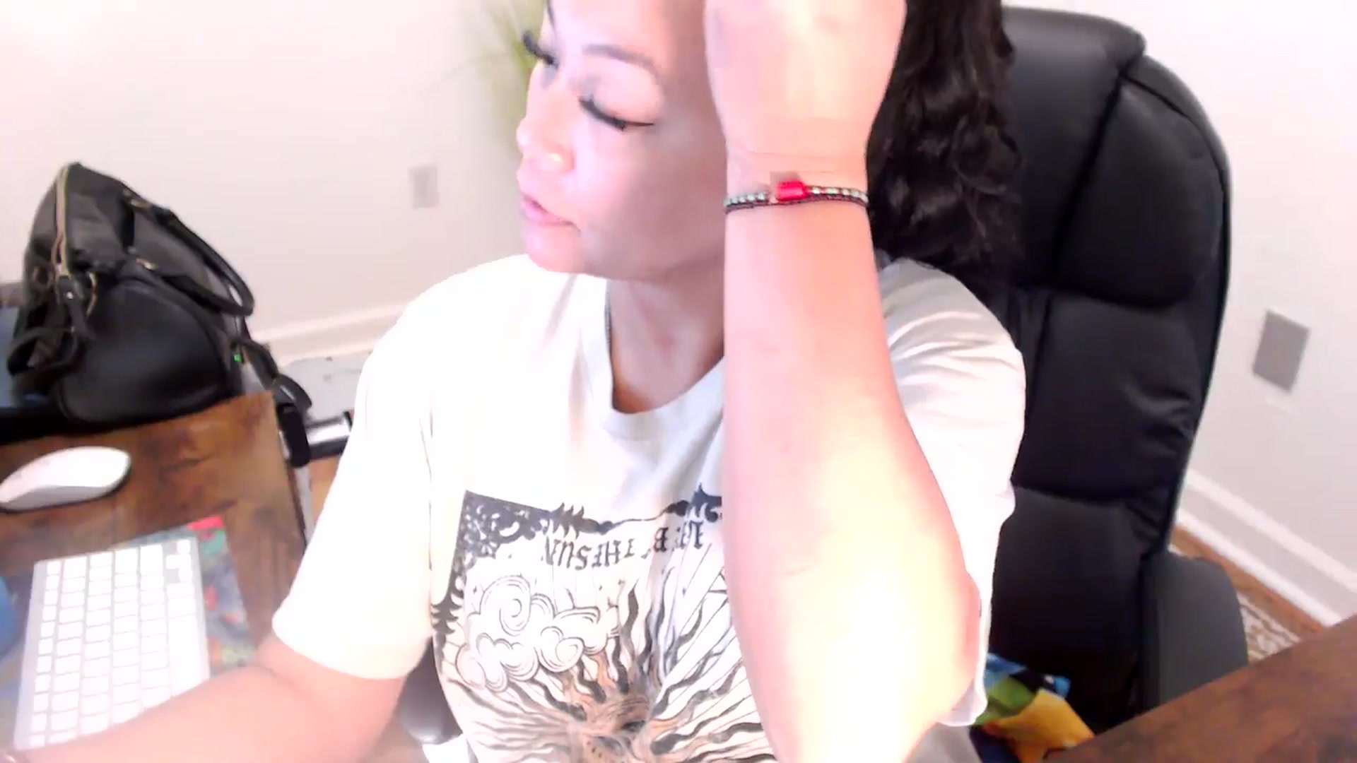 Gallery image thumbnail from MickaylaStar's myfreecams stream on, 07/01/2025, 16:48 image 7 of 20
