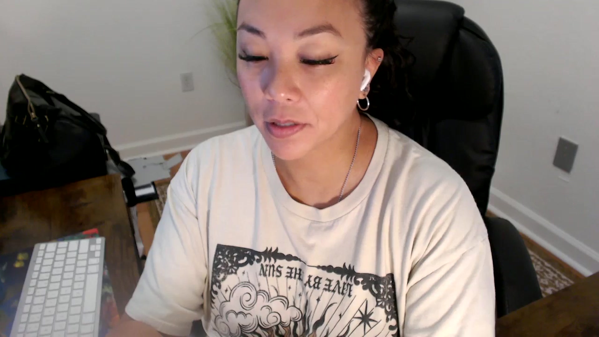 Gallery image thumbnail from MickaylaStar's myfreecams stream on, 07/01/2025, 17:08 image 8 of 20
