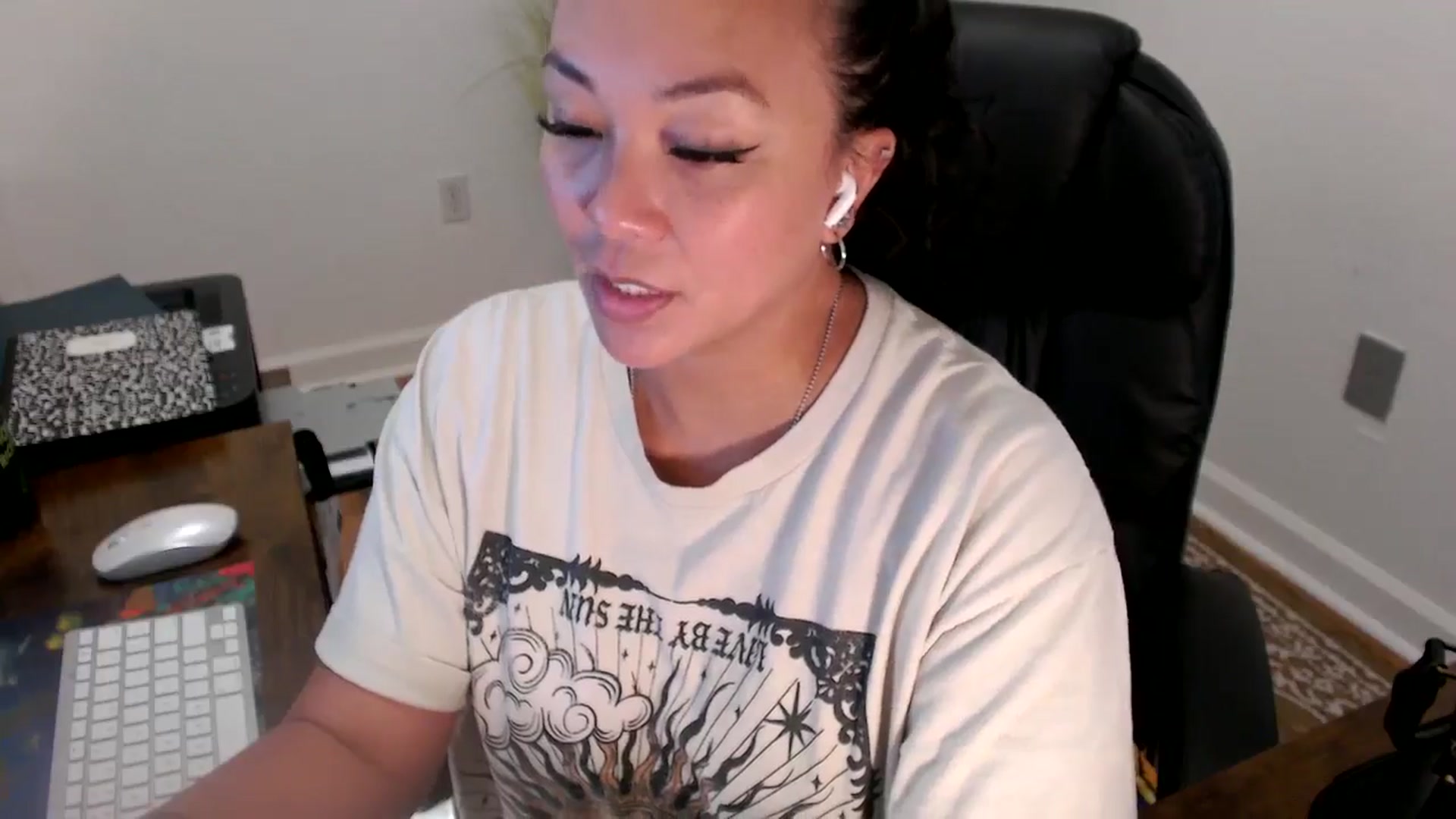 Gallery image thumbnail from MickaylaStar's myfreecams stream on, 07/01/2025, 20:10 image 16 of 20