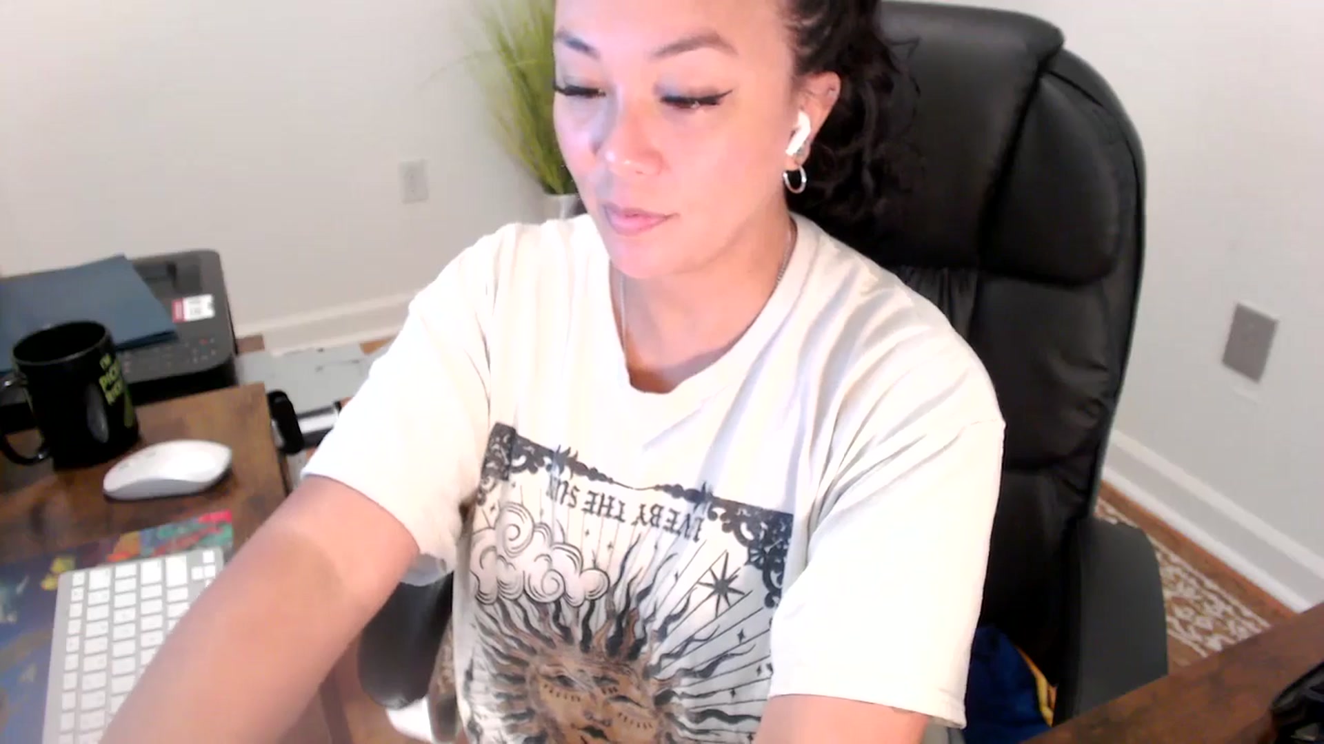 Gallery image thumbnail from MickaylaStar's myfreecams stream on, 07/01/2025, 20:10 image 10 of 20