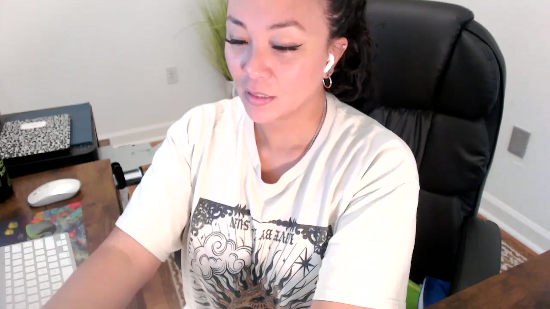 Gallery image thumbnail from MickaylaStar's myfreecams stream on, 07/01/2025, 21:04 image 5 of 20