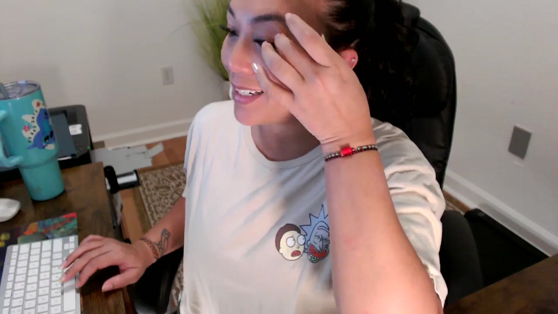 Gallery image thumbnail from MickaylaStar's myfreecams stream on, 07/03/2025, 15:34 image 12 of 20