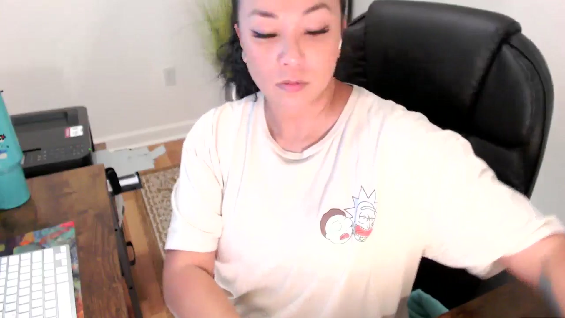 Gallery image thumbnail from MickaylaStar's myfreecams stream on, 07/03/2025, 17:55 image 3 of 20