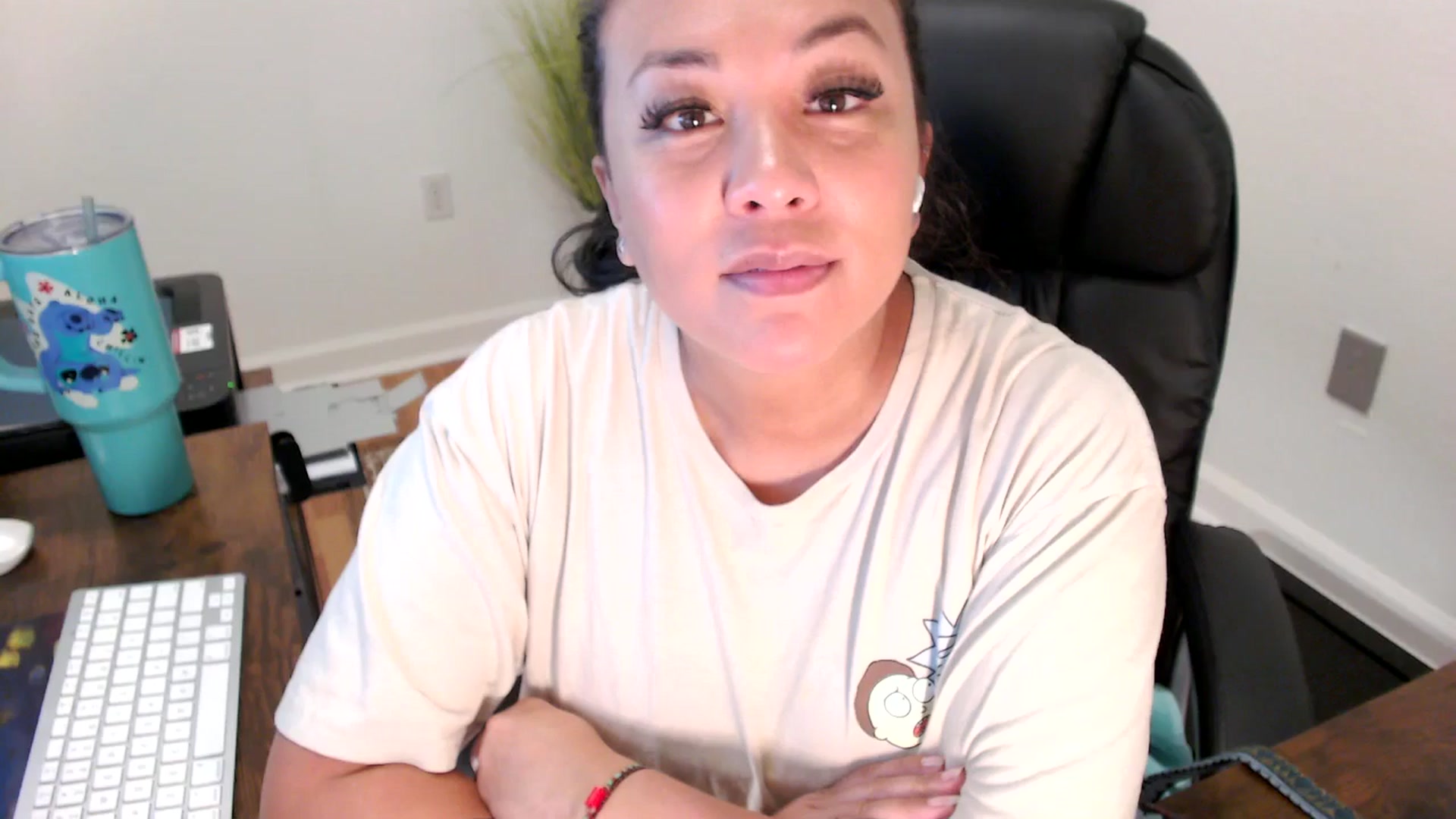 Gallery image thumbnail from MickaylaStar's myfreecams stream on, 07/03/2025, 20:01 image 2 of 20