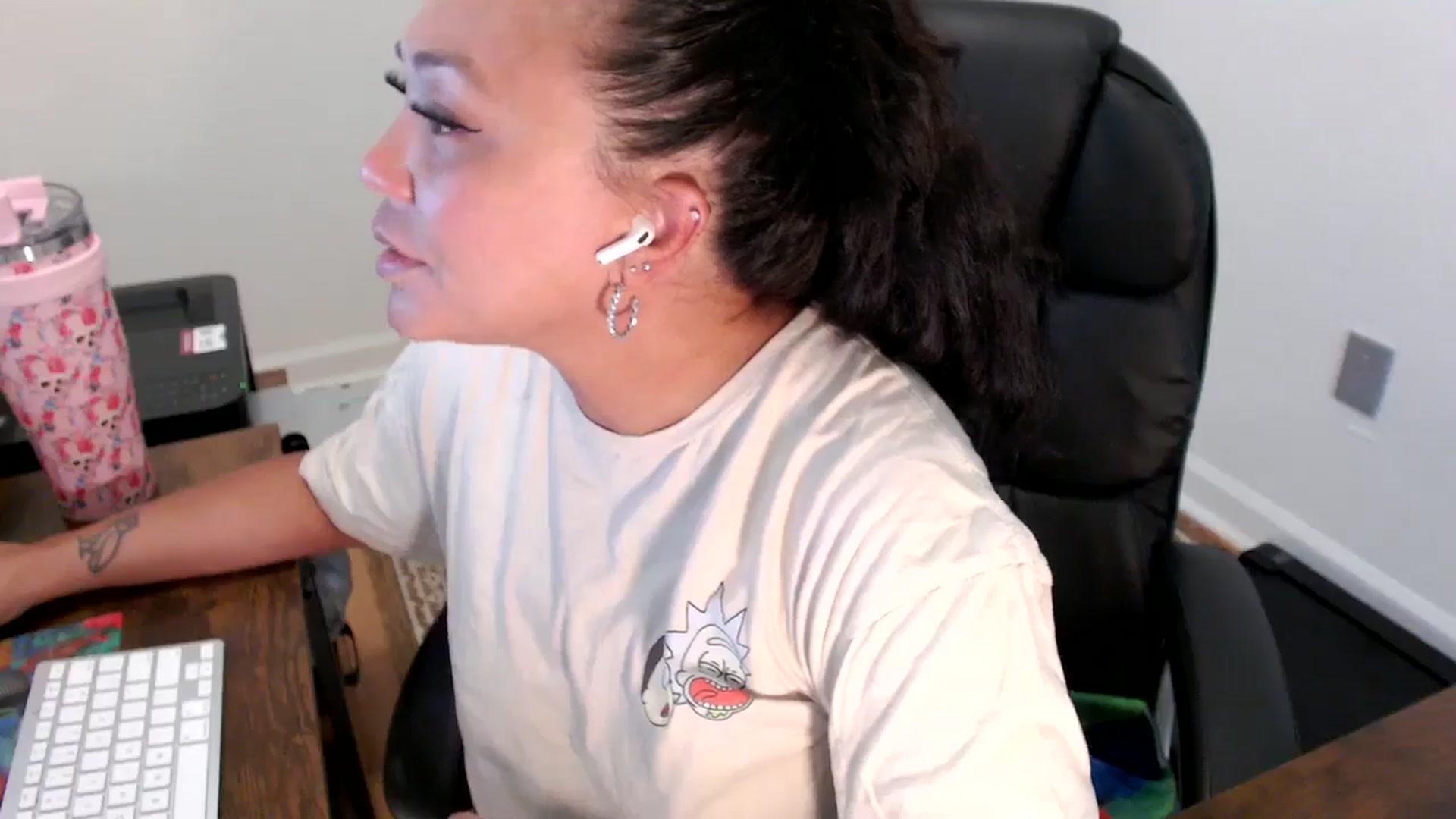 Gallery image thumbnail from MickaylaStar's myfreecams stream on, 07/21/2025, 14:51 image 20 of 20