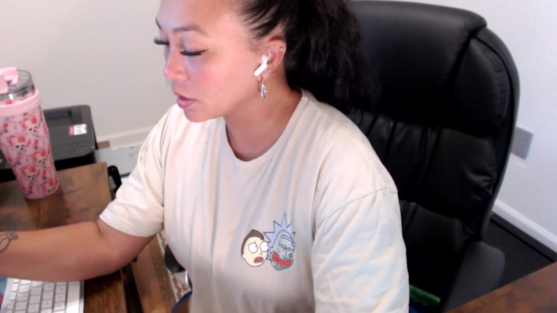 Gallery image thumbnail from MickaylaStar's myfreecams stream on, 07/21/2025, 14:51 image 2 of 20
