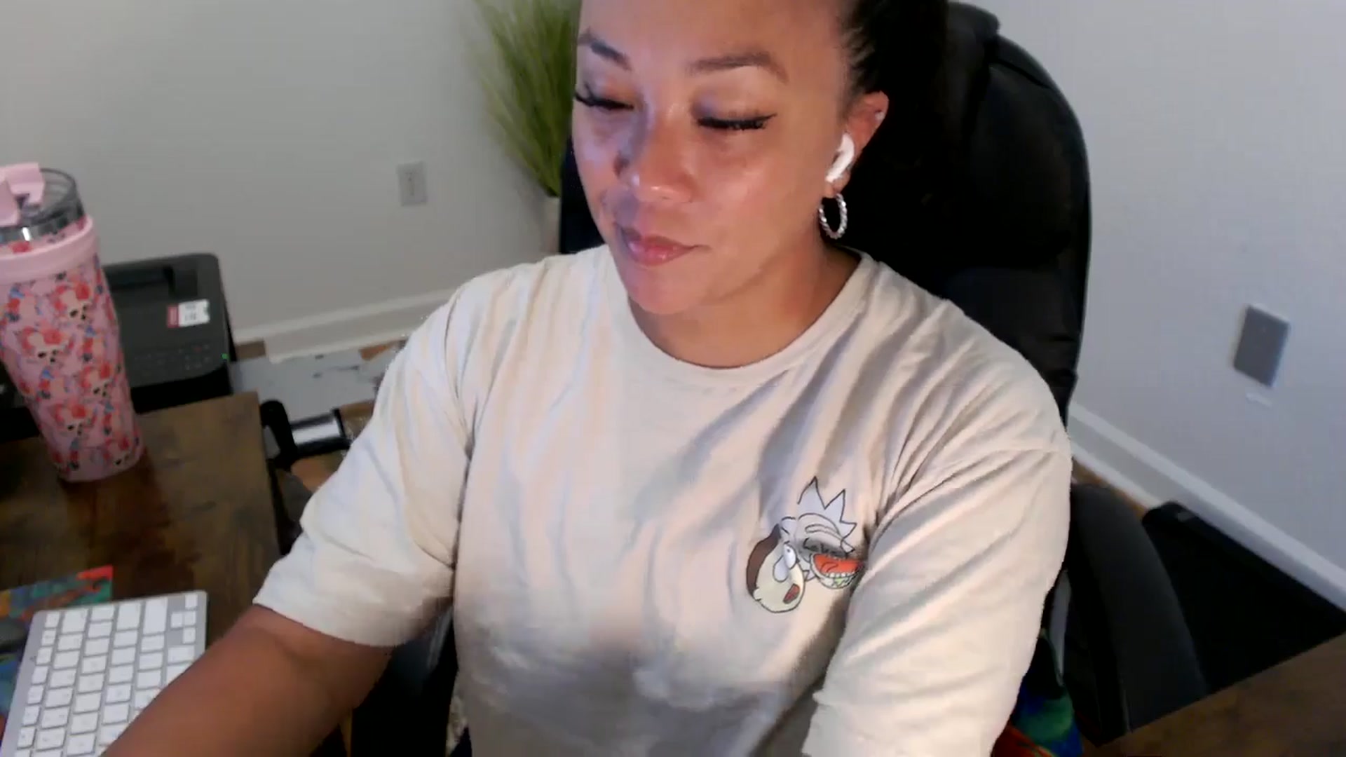 Gallery image thumbnail from MickaylaStar's myfreecams stream on, 07/21/2025, 14:51 image 18 of 20