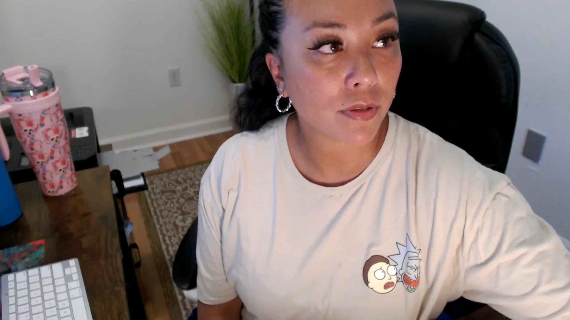 Gallery image thumbnail from MickaylaStar's myfreecams stream on, 07/21/2025, 17:50 image 12 of 20