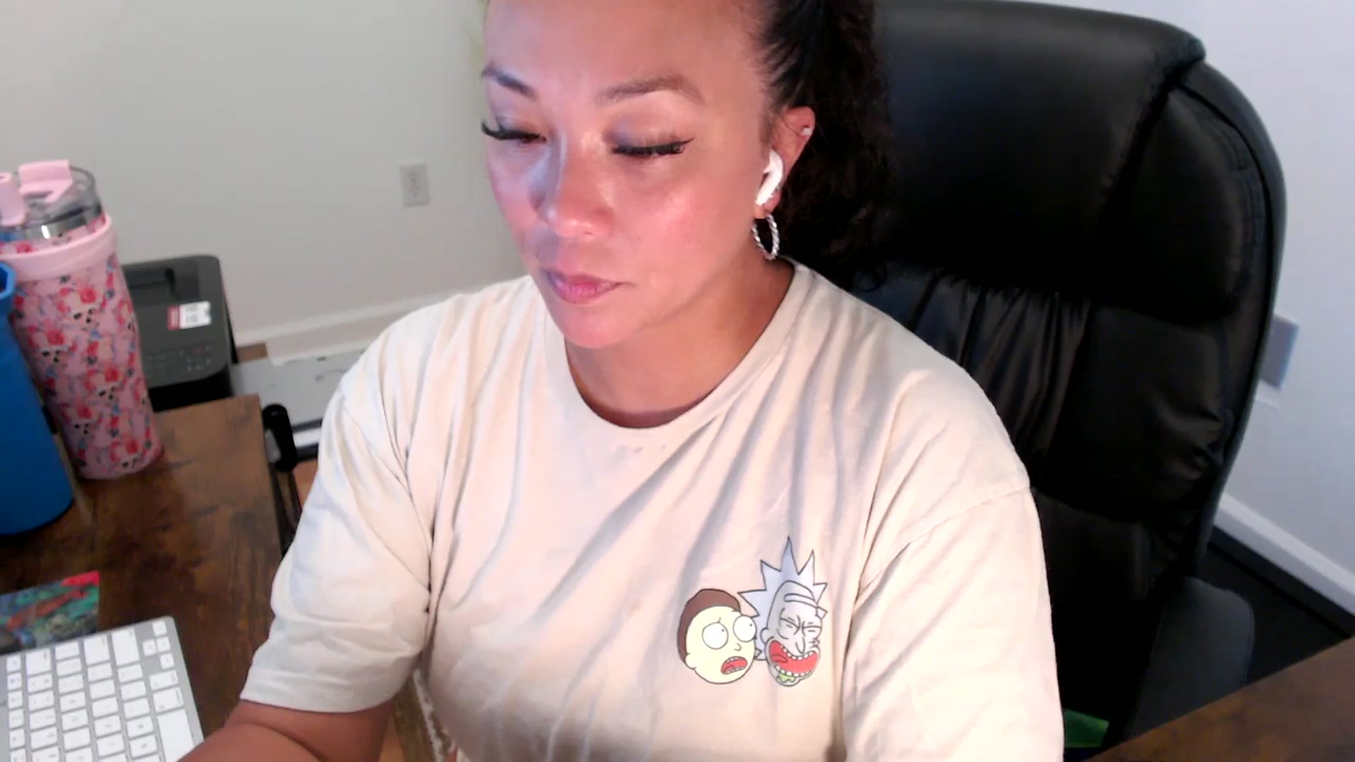 Gallery image thumbnail from MickaylaStar's myfreecams stream on, 07/21/2025, 18:18 image 17 of 20