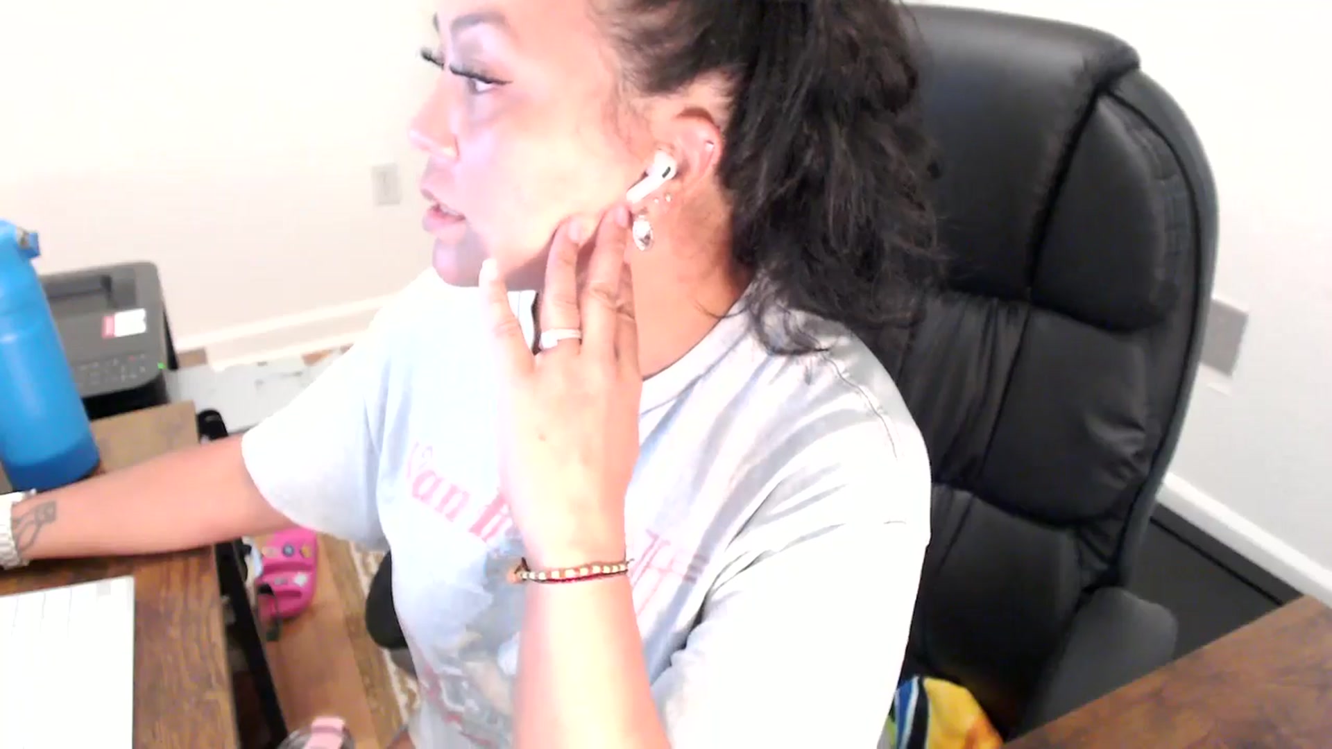 Gallery image thumbnail from MickaylaStar's myfreecams stream on, 07/22/2025, 18:53 image 3 of 20