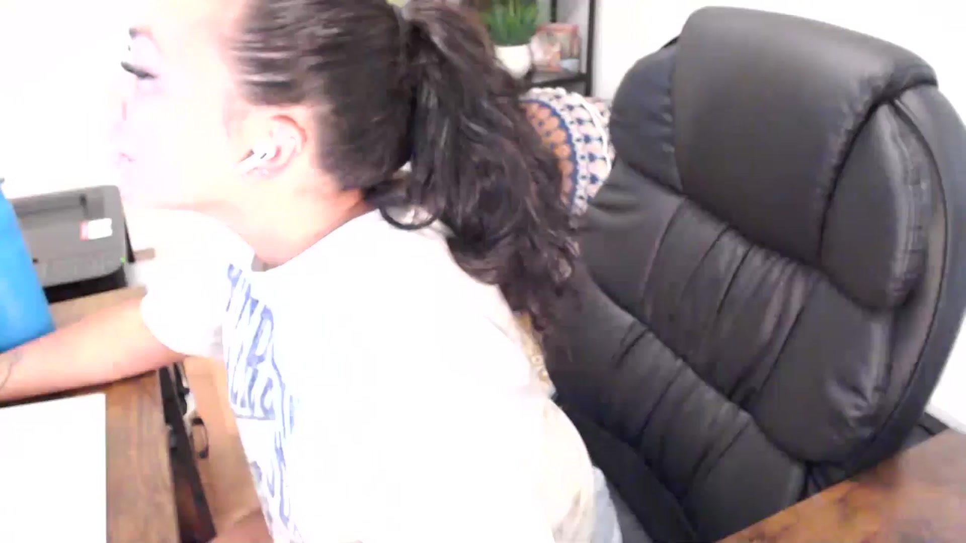 Gallery image thumbnail from MickaylaStar's myfreecams stream on, 07/23/2025, 17:42 image 5 of 20