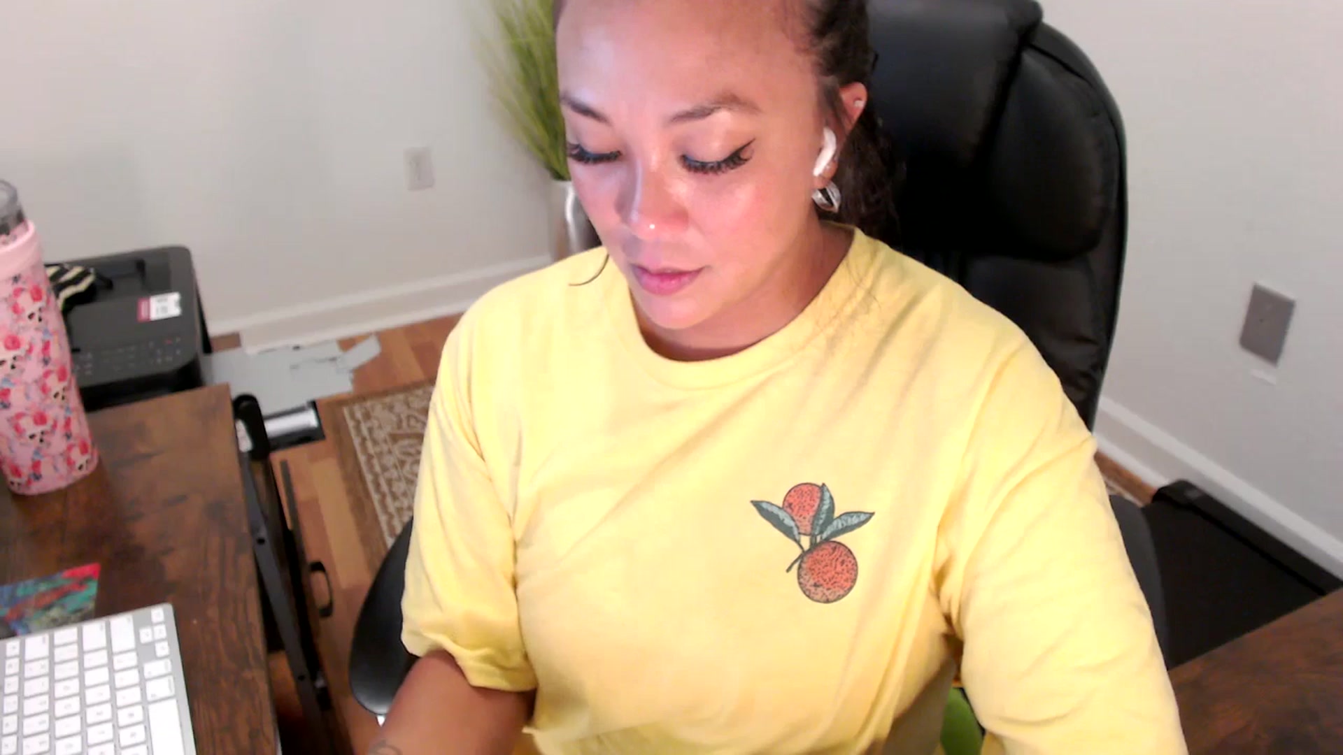 Gallery image thumbnail from MickaylaStar's myfreecams stream on, 07/25/2025, 14:51 image 20 of 20